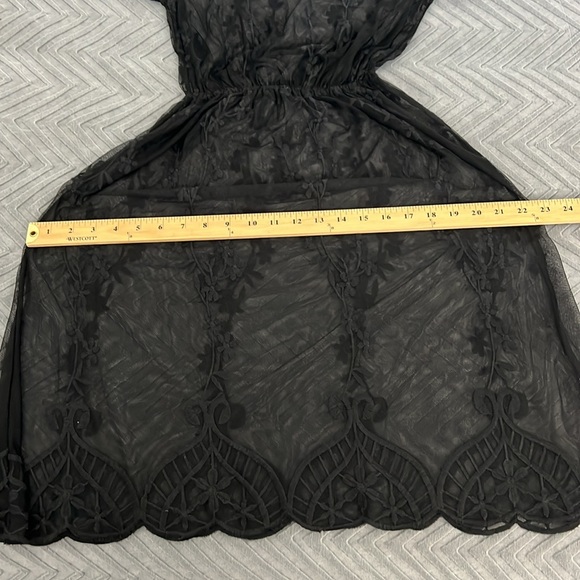 Forever 21 Black Lace Embroidered Midi Dress - Picture 8 of 9